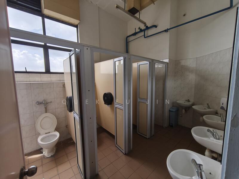 Prime North‑Side Spot – Minutes to Canberra MRT & Major Roads!, , 15,578 sqft, Factory / Workshop (B2) For Rent, by Quek Fu Jin, 500017990 - Bathroom - CommercialGuru.com.sg