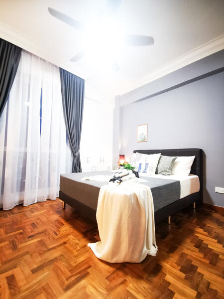 Executive Queen Suite