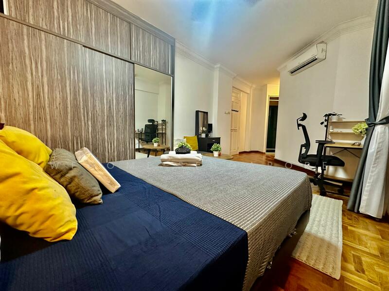 Executive Queen Suite