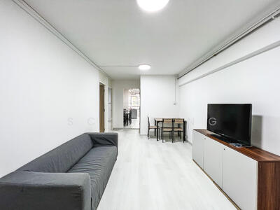 For Rent - 883 Tampines Street 84