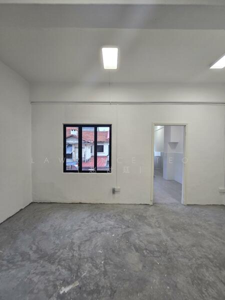 64 Race Course Road, Race course road, 892 sqft, Office For Rent, by Lawrence Teo (赵世廷), 500018228 - Open space - CommercialGuru.com.sg