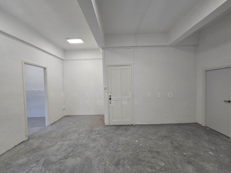 64 Race Course Road, Race course road, 892 sqft, Office For Rent, by Lawrence Teo (赵世廷), 500018228 - Open space - CommercialGuru.com.sg