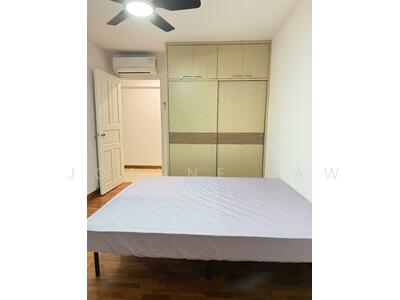 For Rent - 158C Rivervale Crescent