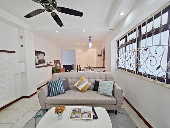 For Sale - 291D Compassvale Street