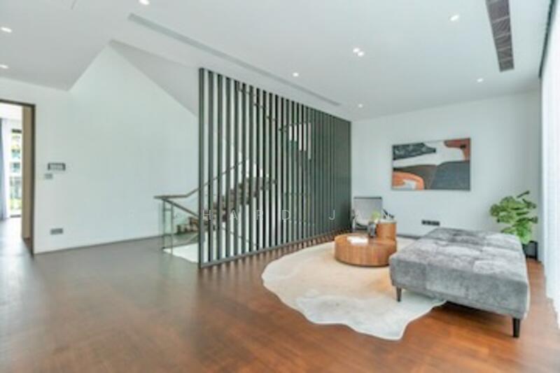 Upstairs Family Area