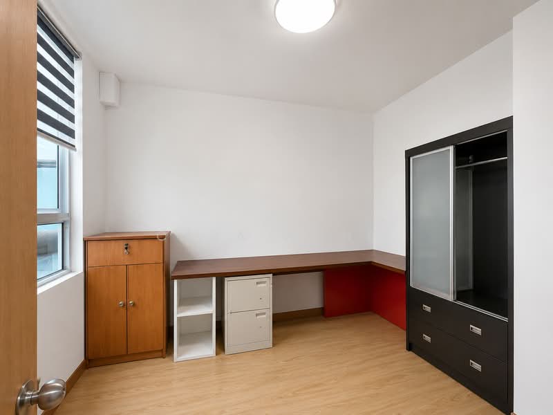 Inter Terrace property (Ground floor only) in Jalan Suka for Sale, , 6 Bedrooms, 2,000 sqft, Terraced House For Sale, by Cara Wong, 500018299 - Study - PropertyGuru.com.sg