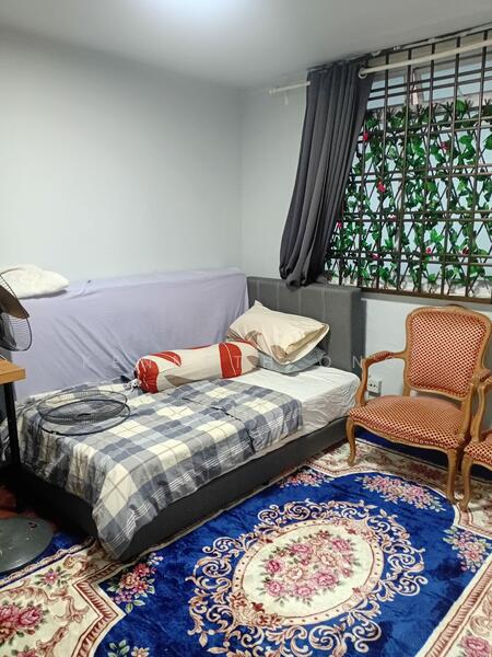 12 Taman Ho Swee HDB Flat For Sale at S$ 360,000 | PropertyGuru Singapore - Bedroom