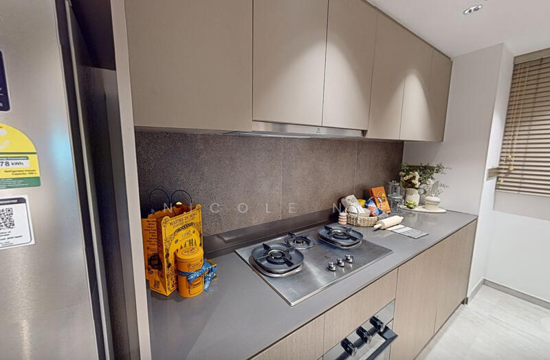 Very cheap 3 bedroom flexi for sale, 1km to schools Condominium For Sale at S$ 2,136,000 | PropertyGuru Singapore - Kitchen