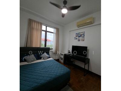 For Rent - Parc Oasis