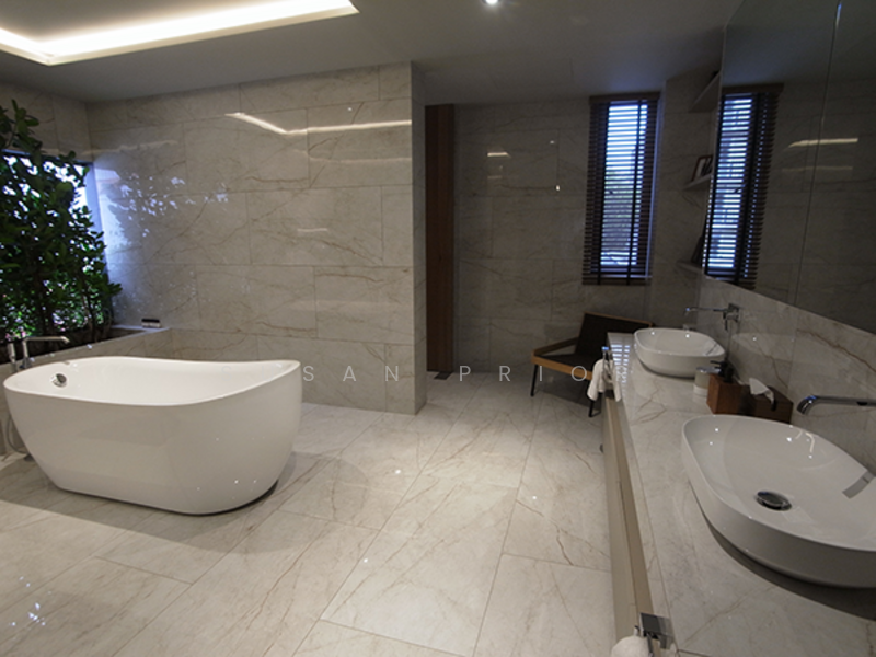 Unparalleled Bungalow Gem 1 km to Tao Nan, East Coast Road, 7 Bedrooms, 9,500 sqft, Detached House For Sale, by Susan Prior, 500018460 - PropertyGuru.com.sg