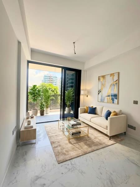 Sceneca Residence, Tanah Merah Kechil Link, 2 Bedrooms, 753 sqft, Condominium For Sale, by Karen Lim, 500018509 - Living Room - PropertyGuru.com.sg