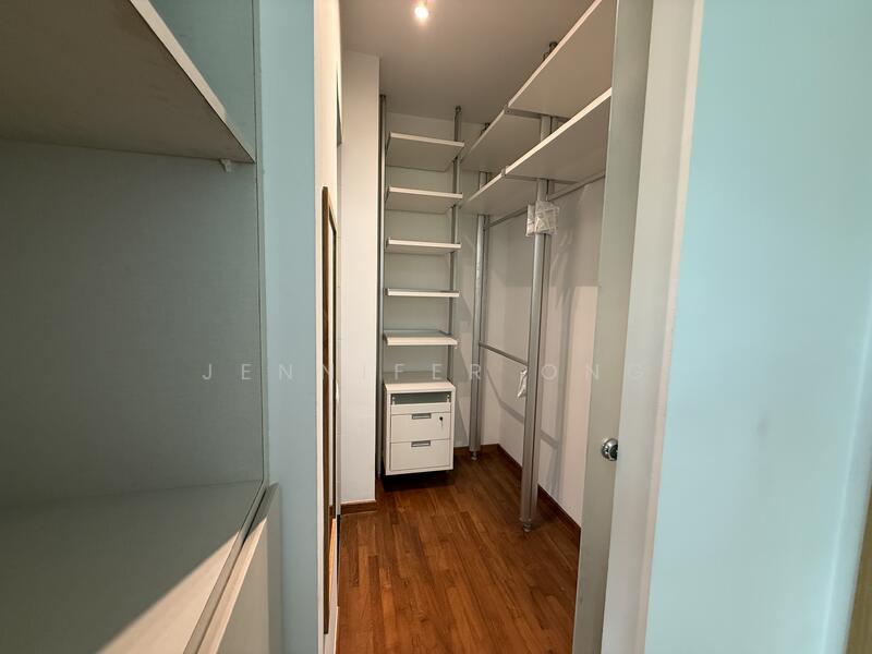 Walk-In Closet @ Master Bedroom