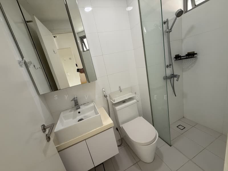 #1 Loft, 1 Lorong 24 Geylang, Room Rental, 150 sqft, Apartment For Rent, by Sylvester Ee, 500018532 - Bathroom - PropertyGuru.com.sg