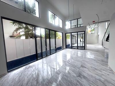 For Sale - Rare Freehold Bungalow with Mezzanine & Attic in Braddell Vicinity