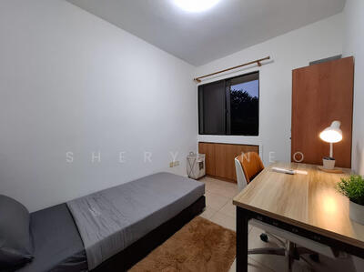 For Rent - 118 Jurong East Street 13