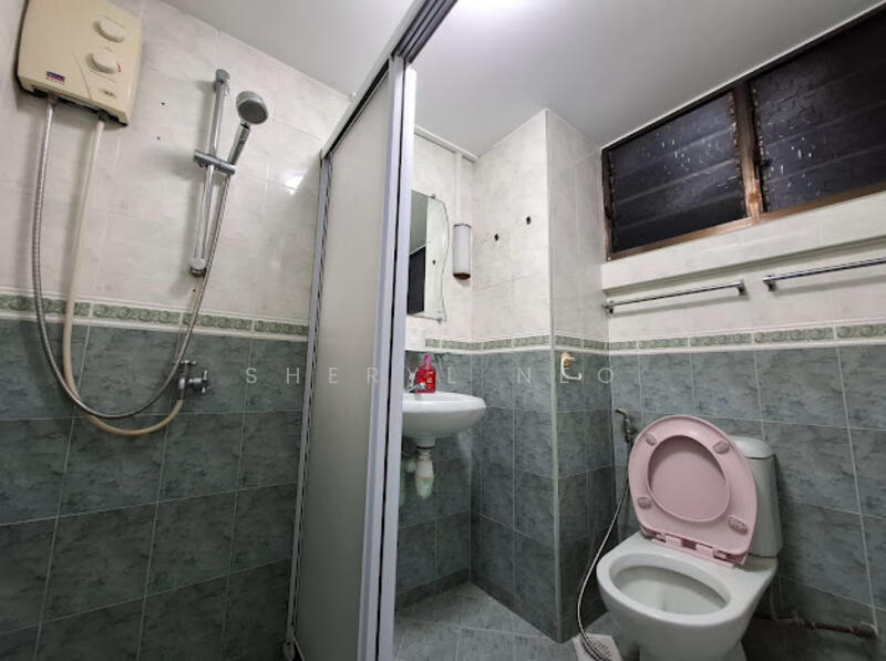 For Rent - 118 Jurong East Street 13