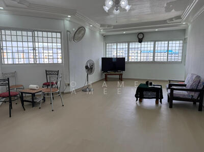 For Sale - 107 Tampines Street 11