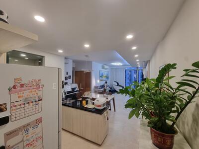 For Sale - The Lakeshore