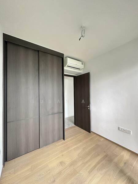 Piccadilly Grand Condominium For Sale at S$ 2,300,000 | PropertyGuru Singapore - Bedroom