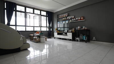 For Sale - 576 Woodlands Glen