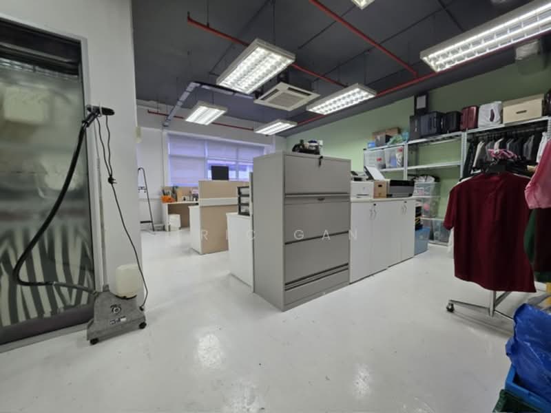 EPL Building, 1100 Lower Delta Road, 1,200 sqft, Light Industrial (B1) For Rent, by Eric Gan, 500018986 - 1,700 sqft, 3rd floor Unit - CommercialGuru.com.sg