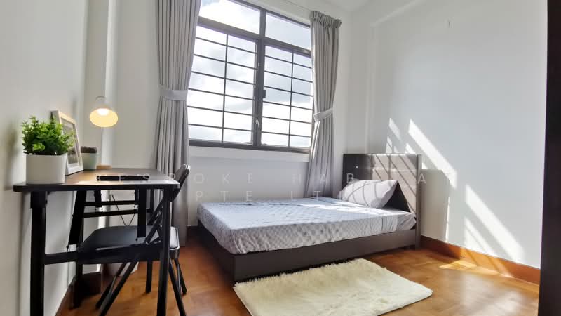 Parc Oasis, 35 Jurong East Avenue 1, Room Rental, 100 sqft, Condominium For Rent, by Bespoke Habitat Pte Ltd, 500019000 - 10-05 CR4 - PropertyGuru.com.sg