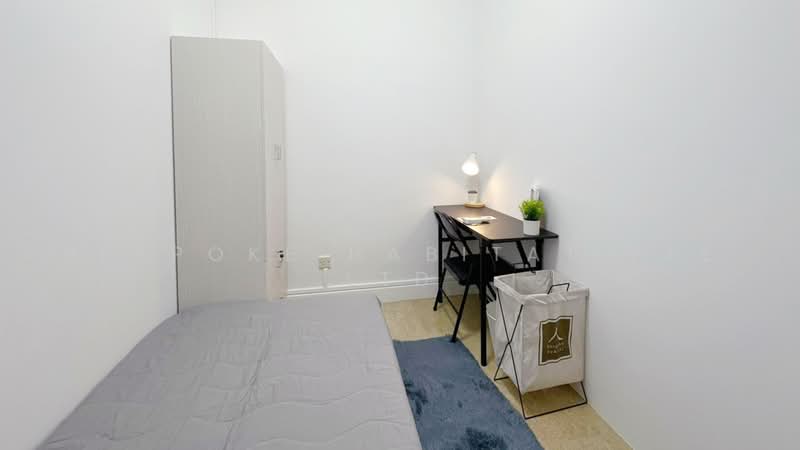 Parc Oasis, 35 Jurong East Avenue 1, Room Rental, 100 sqft, Condominium For Rent, by Bespoke Habitat Pte Ltd, 500019000 - 15-06 ECON5 - PropertyGuru.com.sg