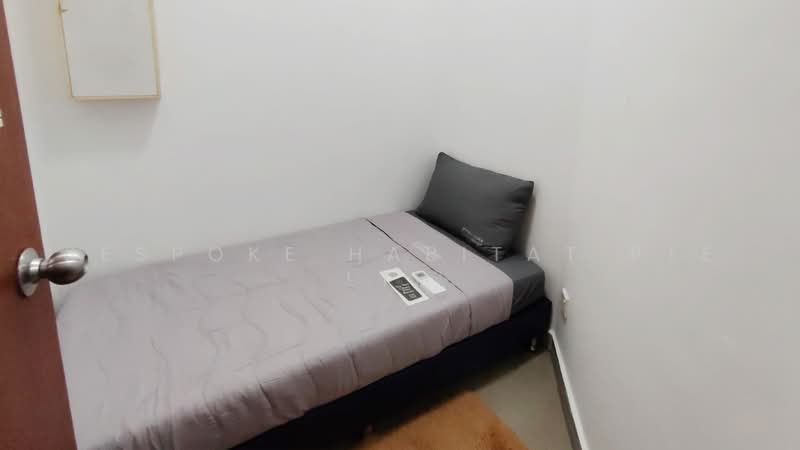 Parc Oasis, 35 Jurong East Avenue 1, Room Rental, 100 sqft, Condominium For Rent, by Bespoke Habitat Pte Ltd, 500019000 - 09-06 ECON8 - PropertyGuru.com.sg