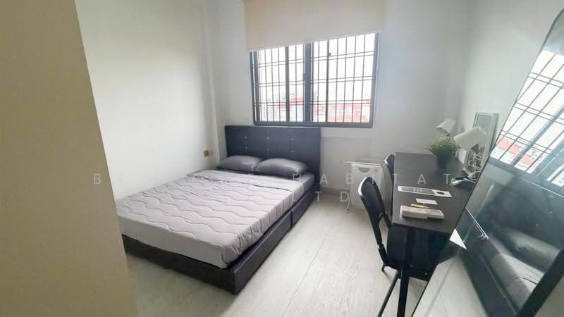 Parc Oasis, 35 Jurong East Avenue 1, Boon Lay / Jurong / Tuas, Room Rental, 100 sqft, Condominium For Rent, by Bespoke Habitat Pte Ltd, 500019000 - 13-02 MBR5 - PropertyGuru.com.sg