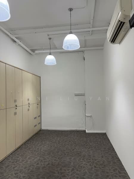 Midview City, 18 Sin Ming Lane, 1,679 sqft, Light Industrial (B1) For Sale, by Jane Liu Yan, 500019241 - Interior - CommercialGuru.com.sg