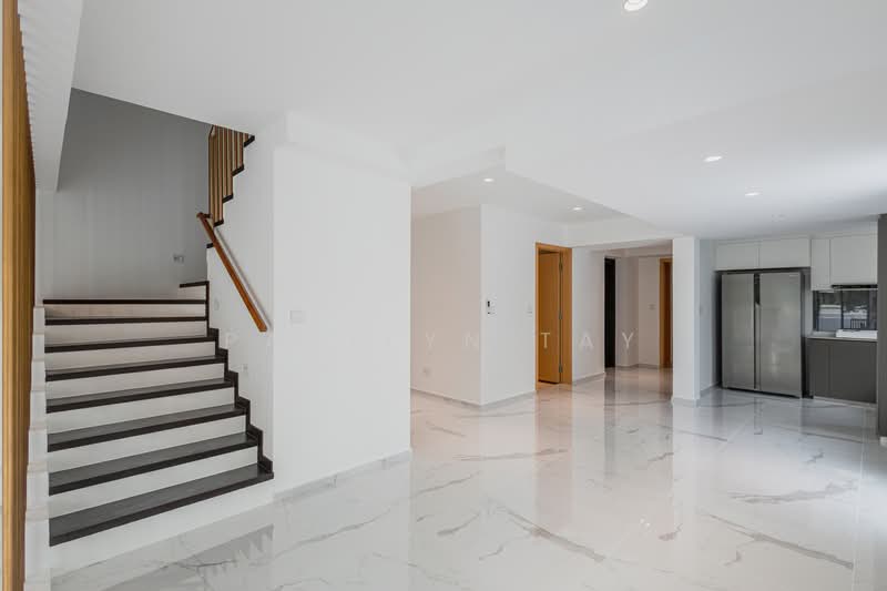 Golden Hill Estate, Li Hwan Drive, 7 Bedrooms, 4,305 sqft, Semi-Detached House For Sale, by Paullyn Tay, 500019306 - Interior - PropertyGuru.com.sg