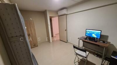 For Rent - 302 Ubi Avenue 1