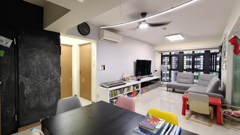 104A Bidadari Park Drive HDB Flat For Sale at S$ 1,100,000 | PropertyGuru Singapore - Living Room