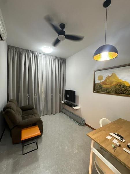 Laurel Tree, Hillview Terrace, Dairy Farm / Bukit Panjang / Choa Chu Kang, 1 Bedroom, 463 sqft, Condominium For Sale, by Sandra Yap, 500019570 - Living Room - PropertyGuru.com.sg