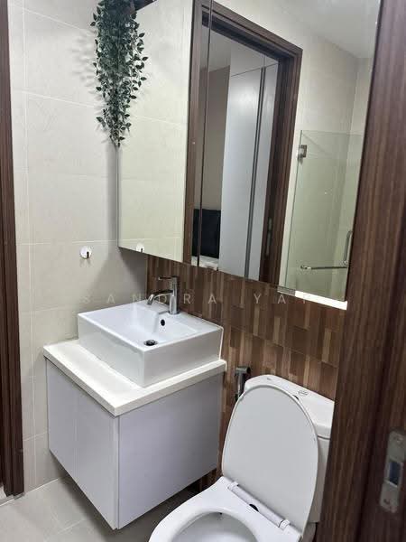 Laurel Tree, Hillview Terrace, Dairy Farm / Bukit Panjang / Choa Chu Kang, 1 Bedroom, 463 sqft, Condominium For Sale, by Sandra Yap, 500019570 - Bathroom - PropertyGuru.com.sg
