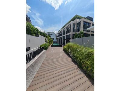 For Sale - Mount Rosie Signature Collection