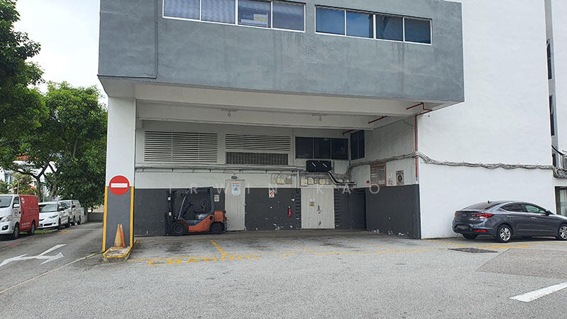 Foo Wah Industrial Building, 45 Jalan Pemimpin, 2,200 sqft, Light Industrial (B1) For Rent, by Irwin Kao, 500019603 - Exterior - CommercialGuru.com.sg