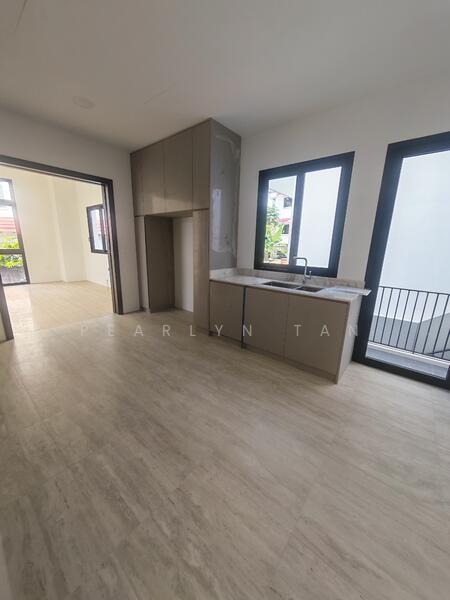 Grove Drive Detached House For Sale at S$ 19,800,000 | PropertyGuru Singapore - Kitchen