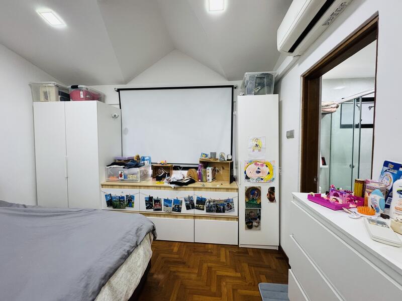 For Sale - Freehold classical Semi-D, Renovated with good move-in condition