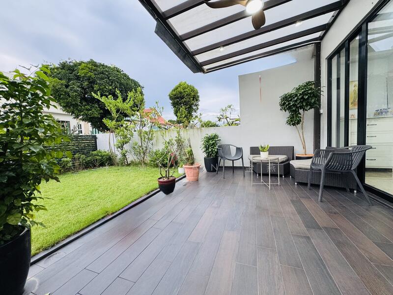 For Sale - Freehold classical Semi-D, Renovated with good move-in condition