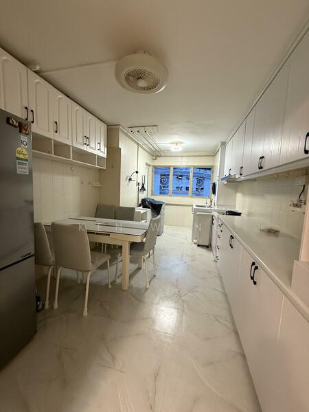 406 Sin Ming Avenue, 406 Sin Ming Avenue, 2 Bedrooms, 689 sqft, HDB Flat For Rent, by Ken Wong, 500019687 - Kitchen - PropertyGuru.com.sg