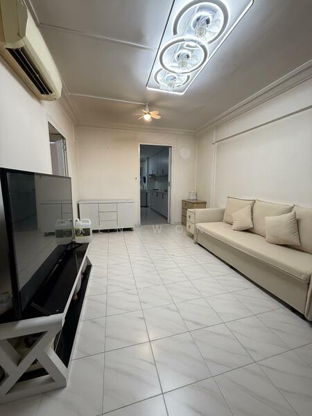 406 Sin Ming Avenue, 406 Sin Ming Avenue, 2 Bedrooms, 689 sqft, HDB Flat For Rent, by Ken Wong, 500019687 - Living Room - PropertyGuru.com.sg