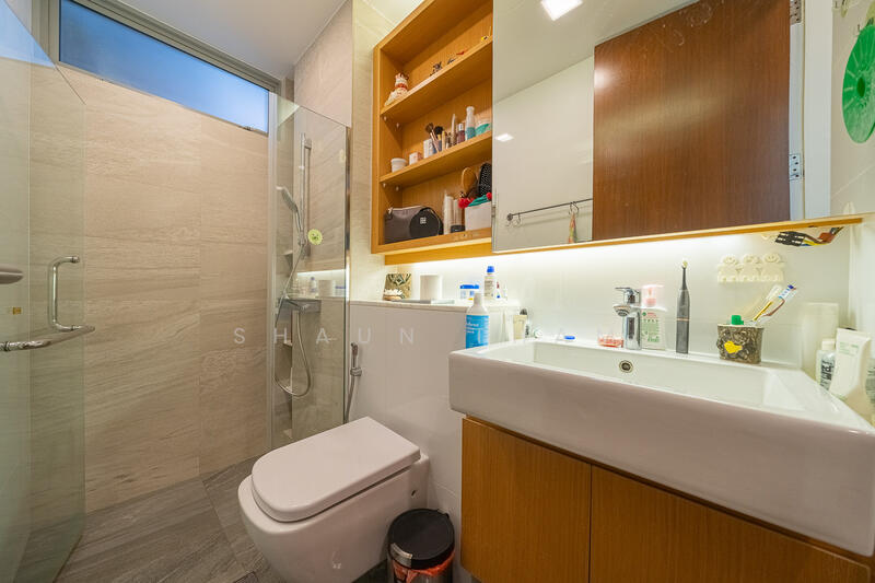 Lighthouse, 161B Jalan Loyang Besar, Changi Airport / Changi Village, 4 Bedrooms, 2,939 sqft, Condominium For Sale, by Shaun Tham, 500019690 - Bathroom - PropertyGuru.com.sg