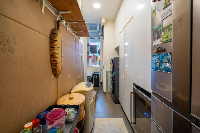 Lighthouse, 161B Jalan Loyang Besar, Changi Airport / Changi Village, 4 Bedrooms, 2,939 sqft, Condominium For Sale, by Jessin Chua, 500019695 - Kitchen - PropertyGuru.com.sg