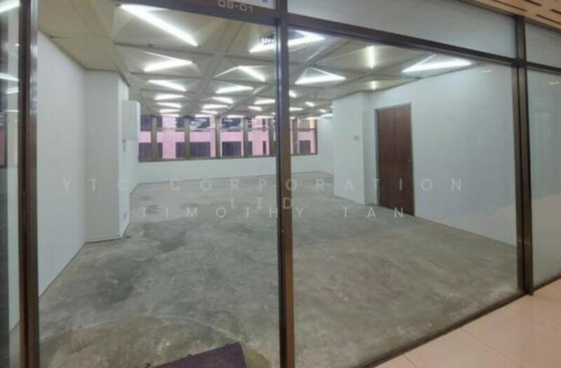 Peninsula Plaza, 111 North Bridge Road, 829 sqft, Office For Rent, by Timothy Tan, 500019700 - CommercialGuru.com.sg