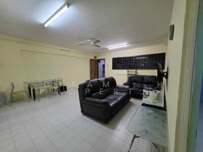 For Sale - 132 Yishun Street 11