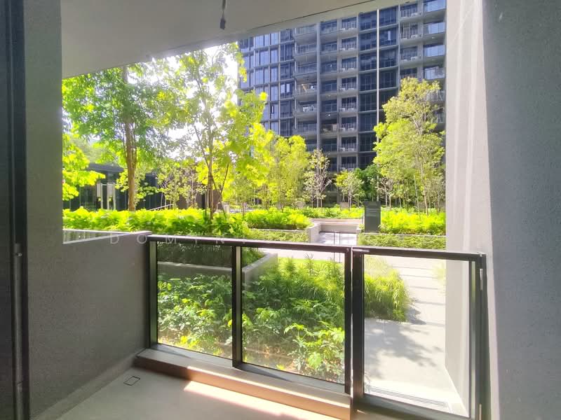 Tembusu Grand Condominium For Sale at S$ 1,400,000 | PropertyGuru Singapore - Balcony
