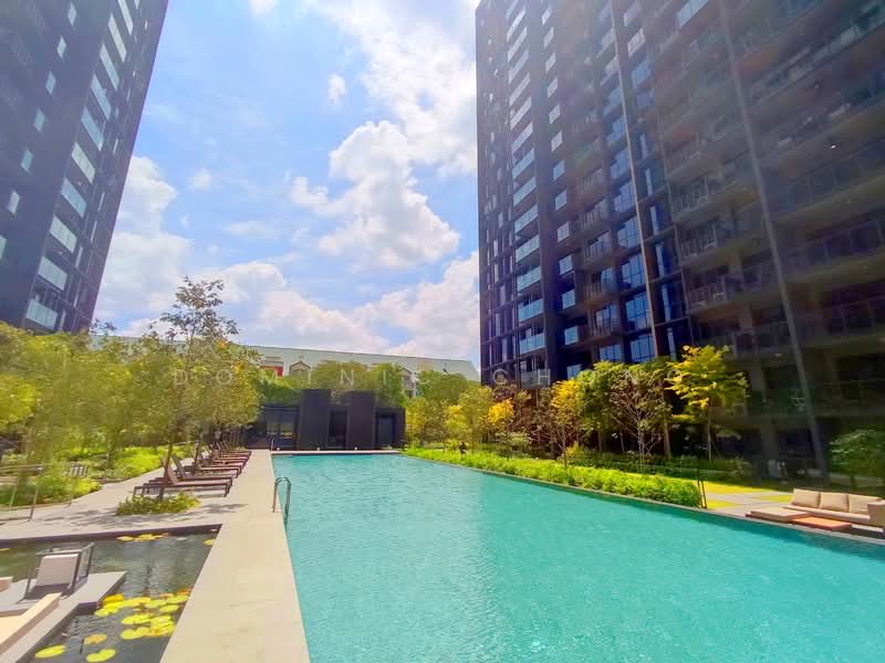 Tembusu Grand, 92 Jalan Tembusu, 1 Bedroom, 527 sqft, Condominium For Sale, by Dominic Chong, 500019820 - Pool - PropertyGuru.com.sg