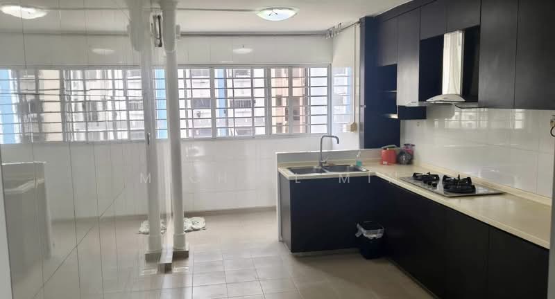 109 Ang Mo Kio Avenue 4, 109 Ang Mo Kio Avenue 4, 2 Bedrooms, 721 sqft, HDB Flat For Sale, by Michael Min, 500019886 - Kitchen - PropertyGuru.com.sg