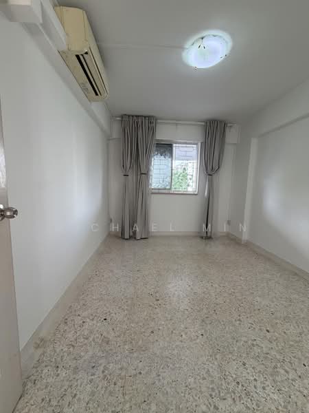 109 Ang Mo Kio Avenue 4, 109 Ang Mo Kio Avenue 4, 2 Bedrooms, 721 sqft, HDB Flat For Sale, by Michael Min, 500019886 - Interior - PropertyGuru.com.sg